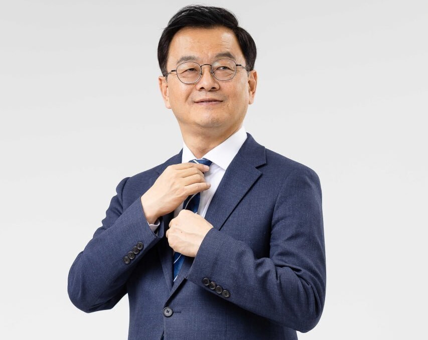 민경선 전 사장 "신천지, 민주주의 파괴 행위"